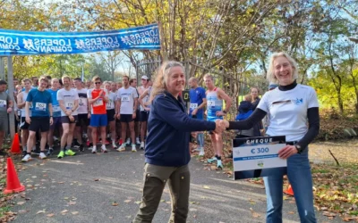 Natuurwacht Delft ontvangt cheque van AV De Koplopers