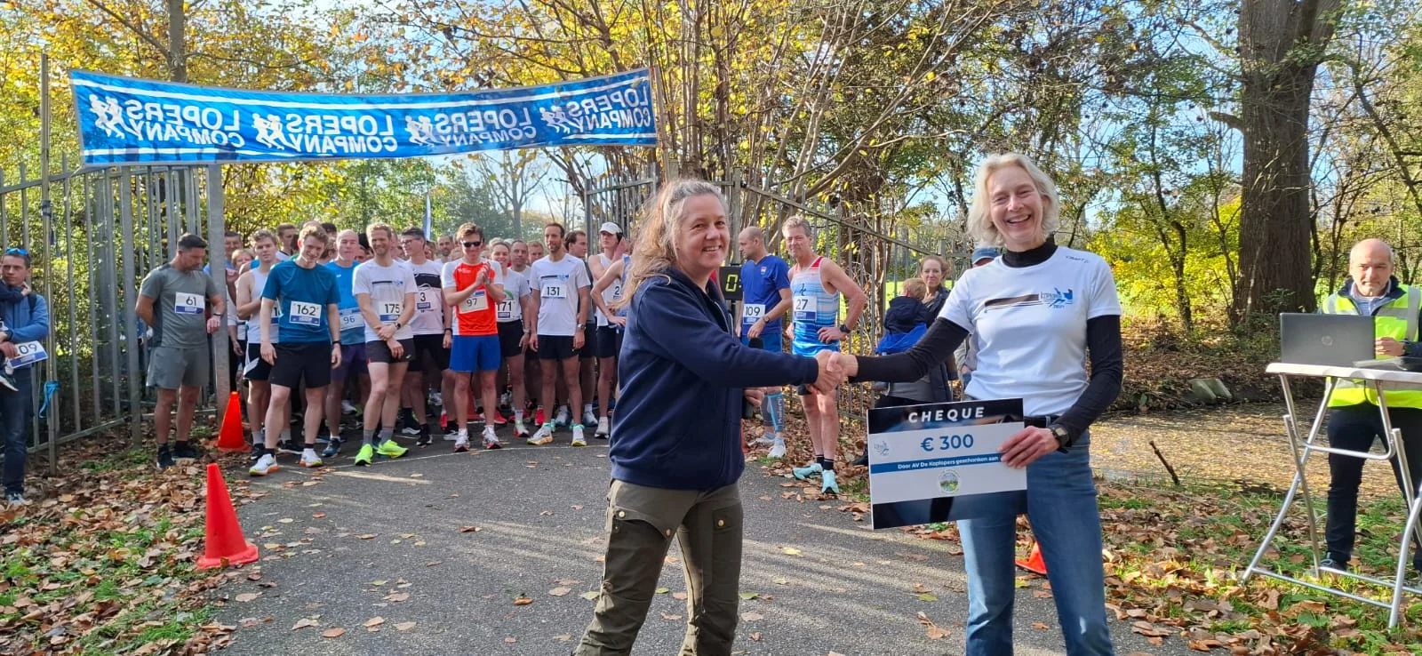 David Forbes en Arjen Muijser trainen in Delftse hout - Foto Koos Bommele