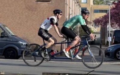 “Onze” Arjan bedwingt de Mont Ventoux — help jij hem mee de top te halen?